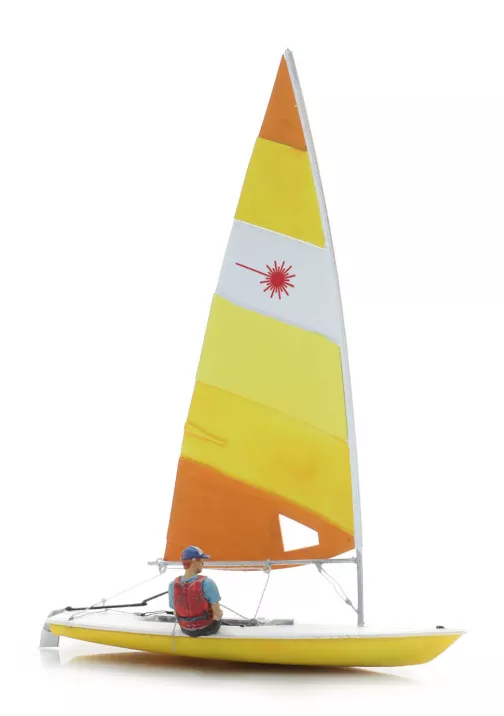Artitec 387.593HO Sailing Boat Laser sailing + figure
