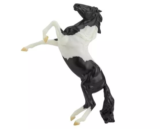 BREYER BLACK PINTO MUSTNG